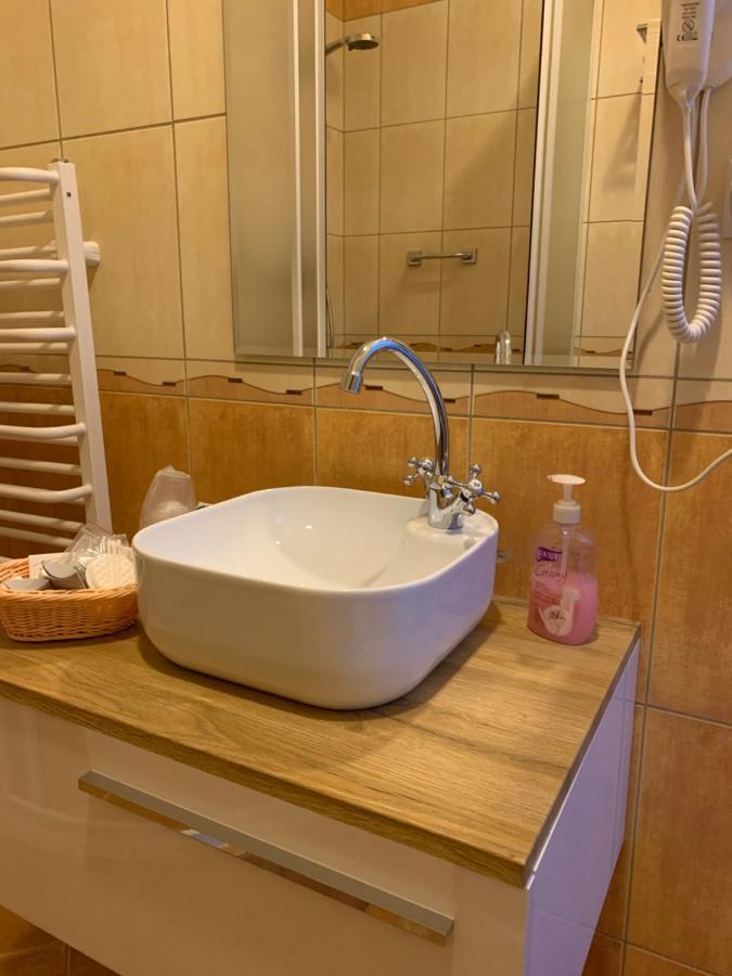 Hotel Kameleon Tarnobrzeg Eksteriør bilde
