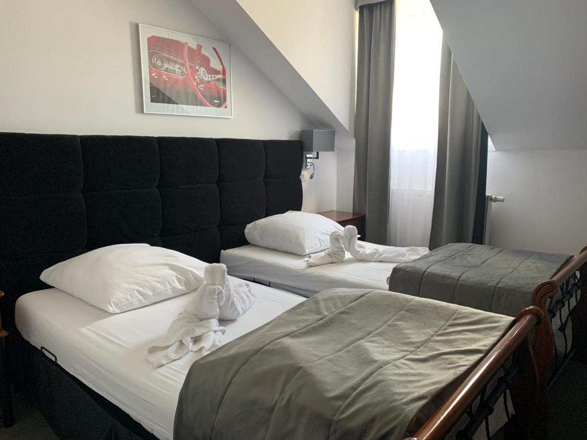 Hotel Kameleon Tarnobrzeg Eksteriør bilde
