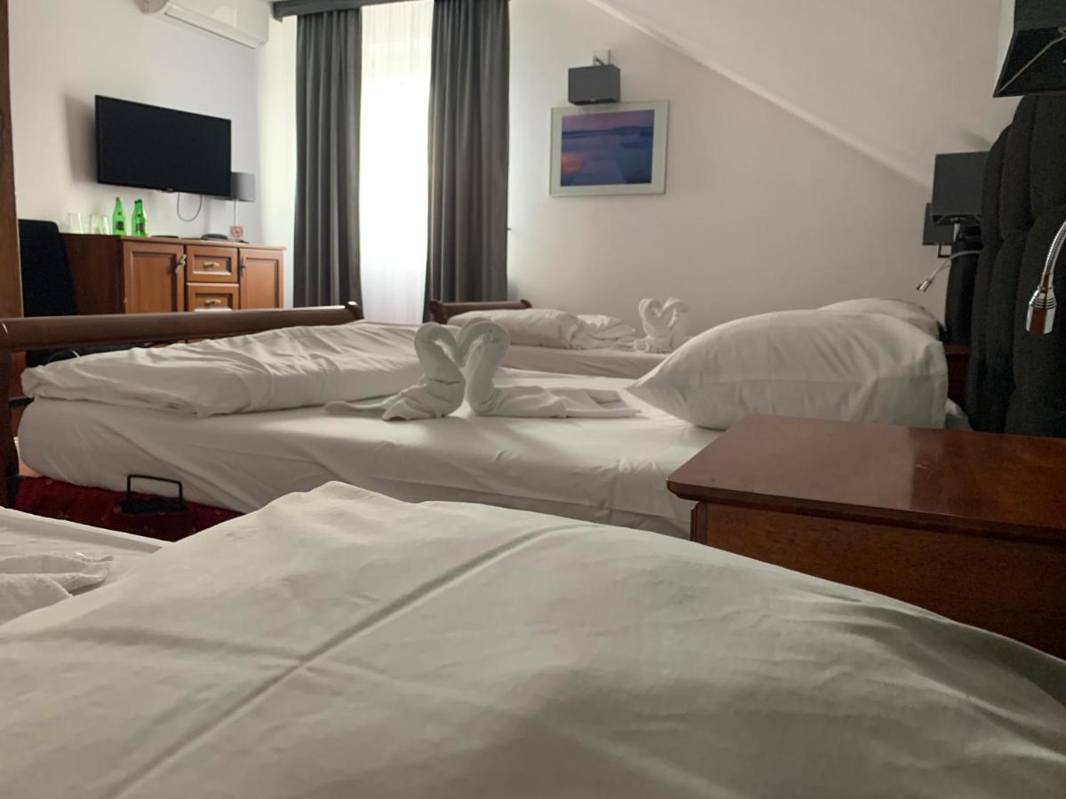 Hotel Kameleon Tarnobrzeg Eksteriør bilde