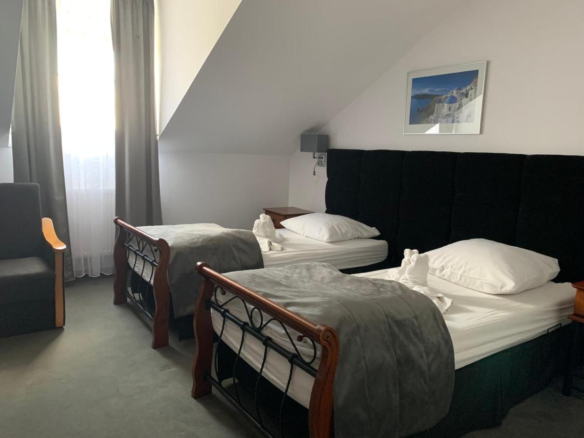 Hotel Kameleon Tarnobrzeg Eksteriør bilde
