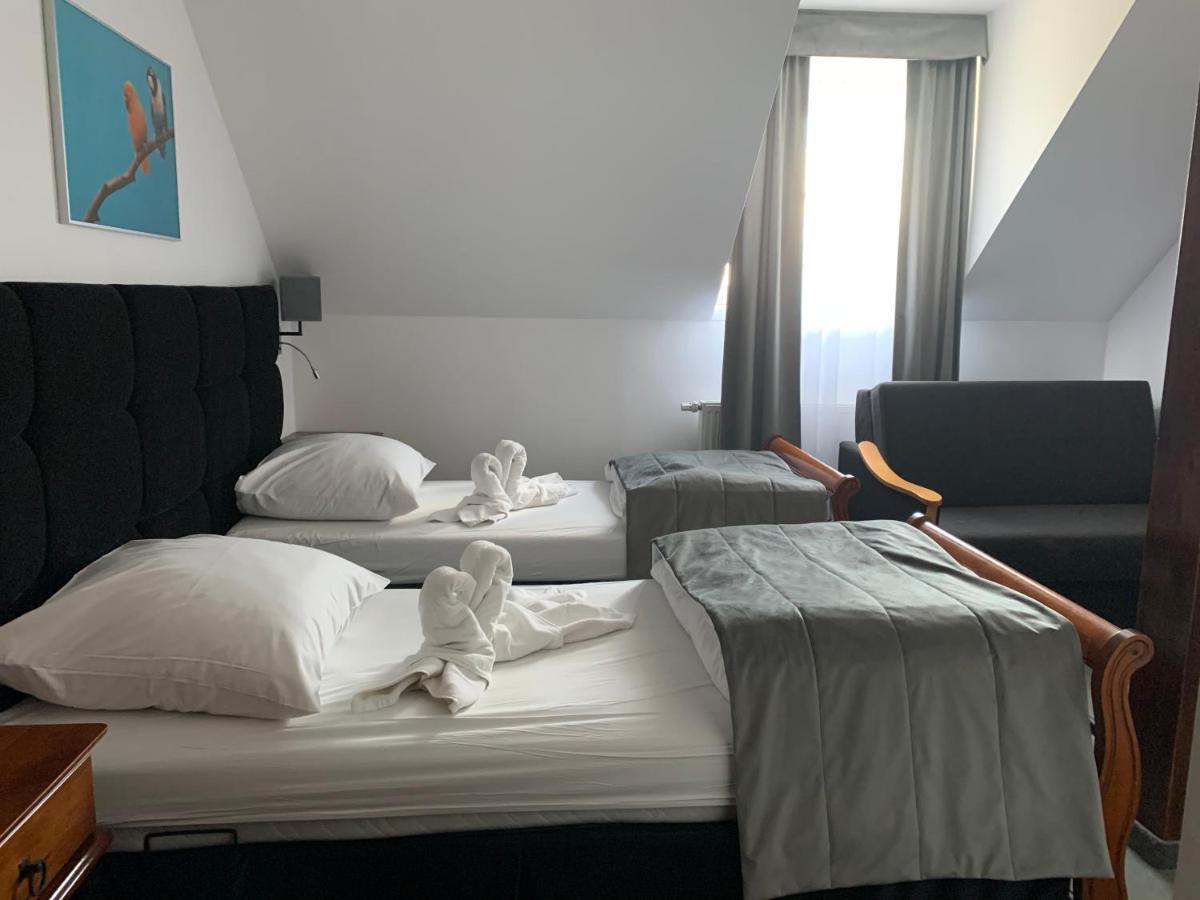 Hotel Kameleon Tarnobrzeg Eksteriør bilde